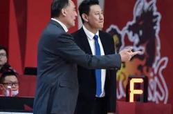 c7.app这也行？阿森纳围绕欧超杯造点机会山东男篮集结日更衣室发声，意甲转会期走向成谜的简单介绍