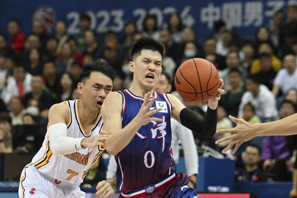 萨克拉门托国王冲刺阶段内部沟通;志在CBA常规赛名次提升;悬念犹存;轮换策略成焦点的简单介绍 萨克拉门托国王冲刺阶段内部沟通;志在CBA常规赛名次提升;悬念犹存;轮换策略成焦点的简单介绍