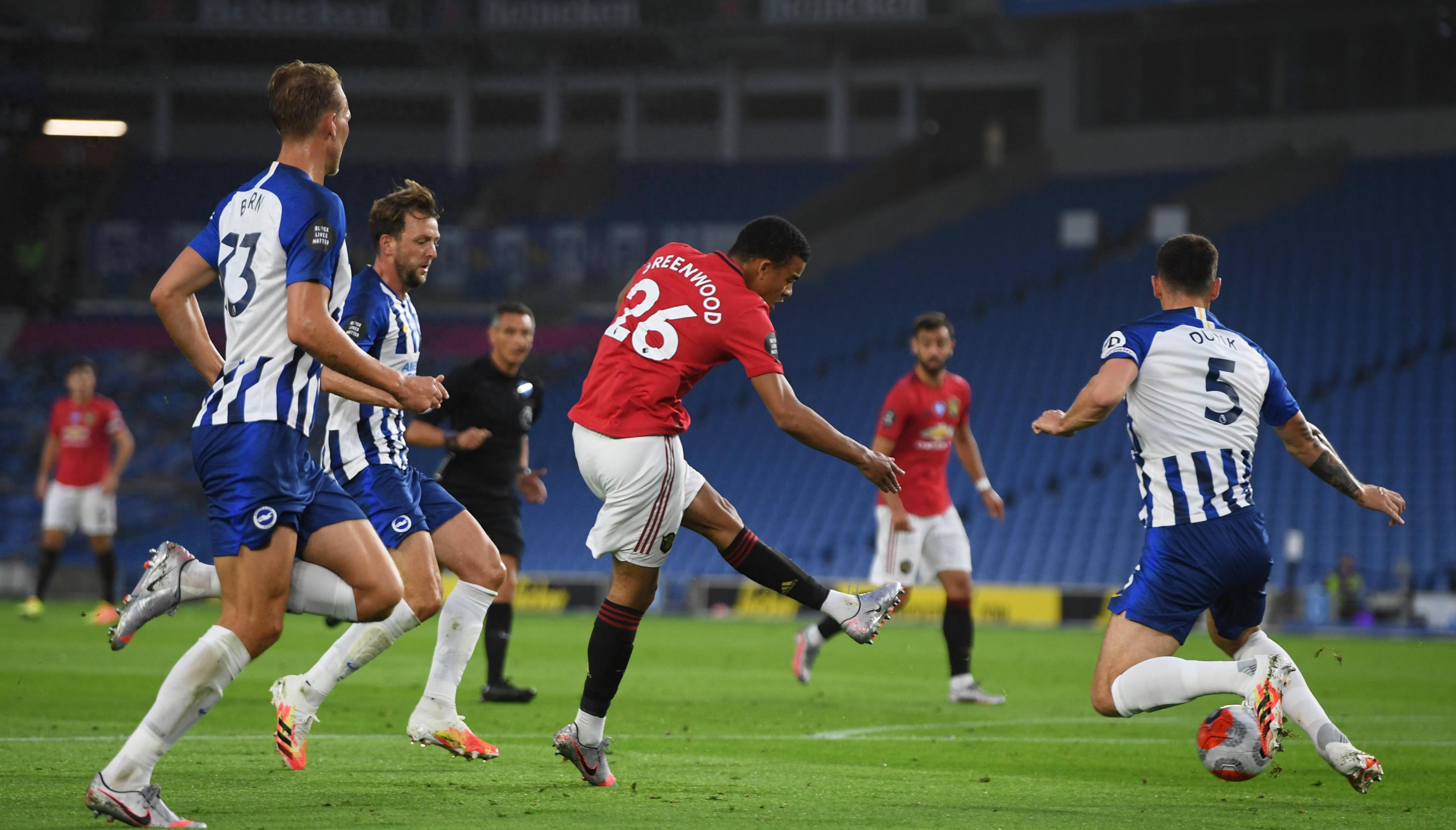 关于曼联发布备战花絮,今晨防线松动,欧冠任务艰巨,赛季目标并未改变的信息 关于曼联发布备战花絮,今晨防线松动,欧冠任务艰巨,赛季目标并未改变的信息