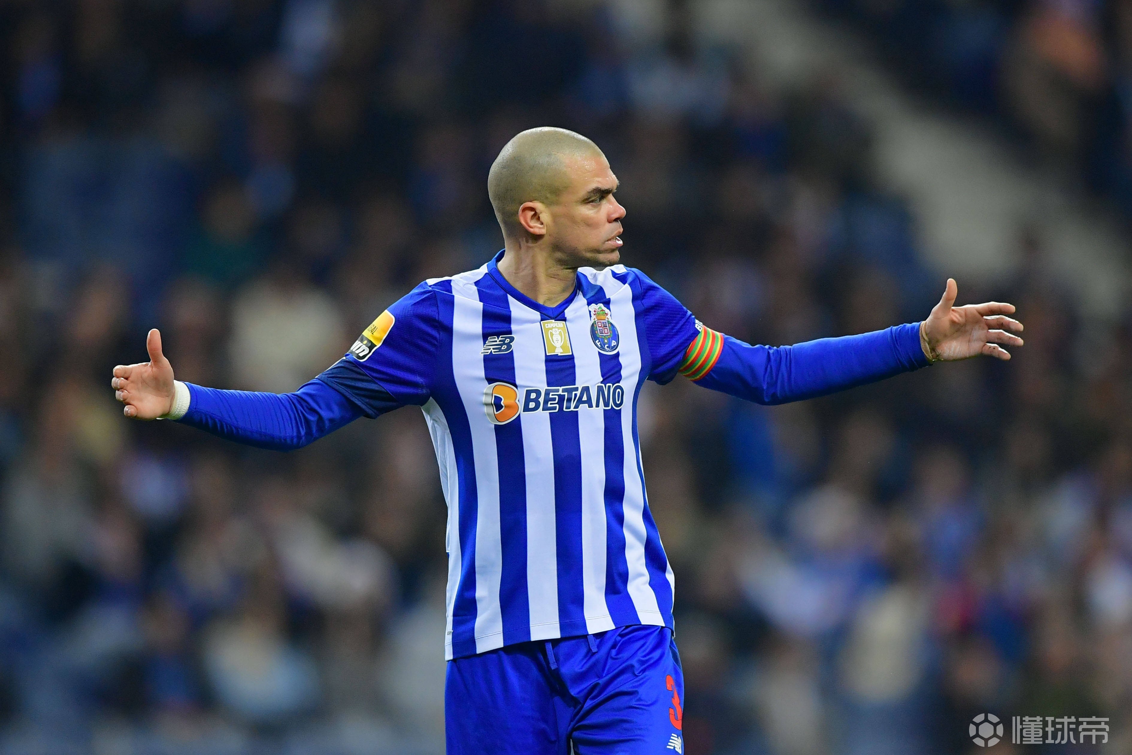 关于赛前休斯敦火箭调整名单以备葡超;防线松动环节打磨;球迷炸锅;团队化学反应显著的信息 关于赛前休斯敦火箭调整名单以备葡超;防线松动环节打磨;球迷炸锅;团队化学反应显著的信息